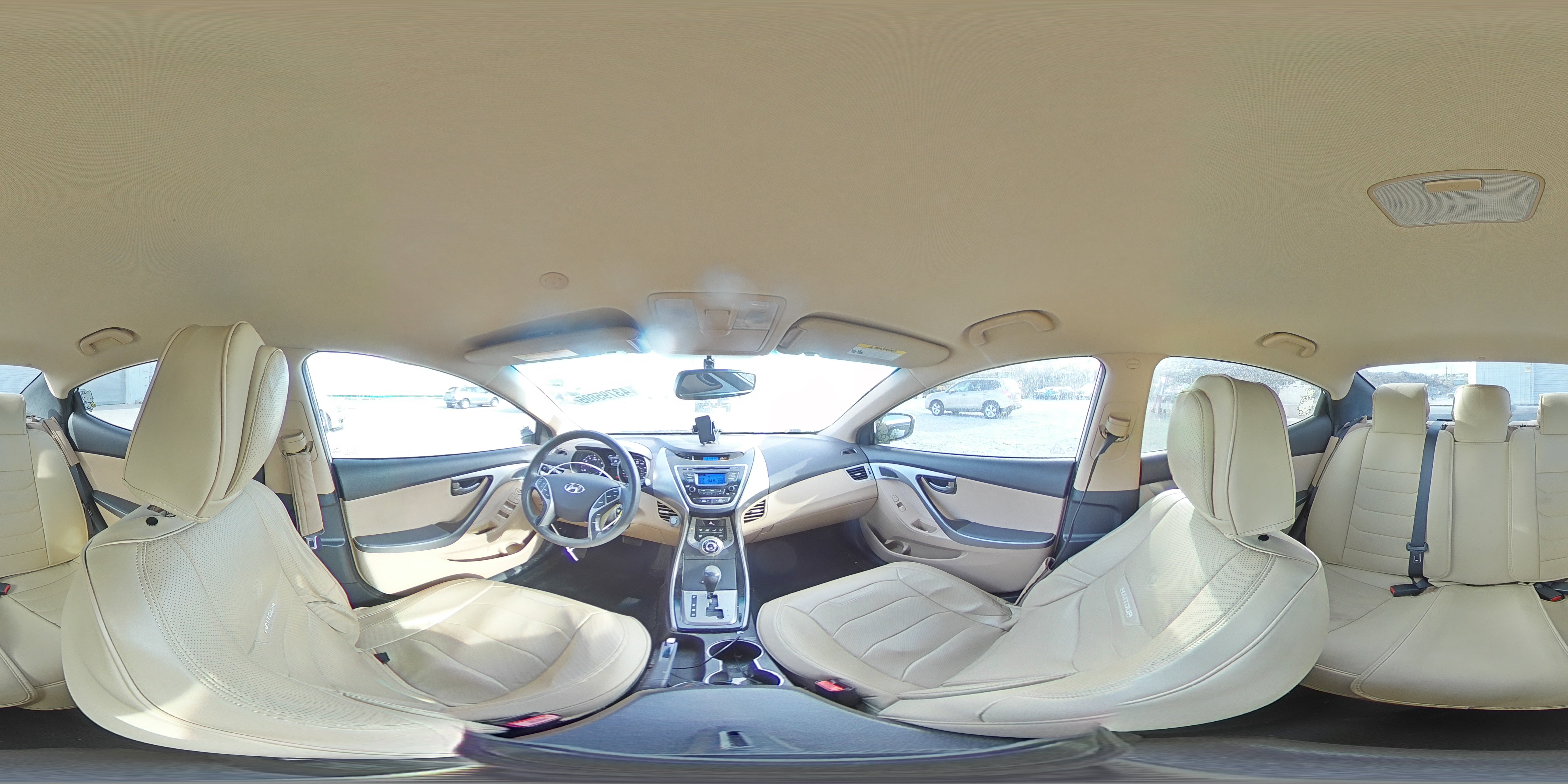 2013 Hyundai Elantra - Image 13