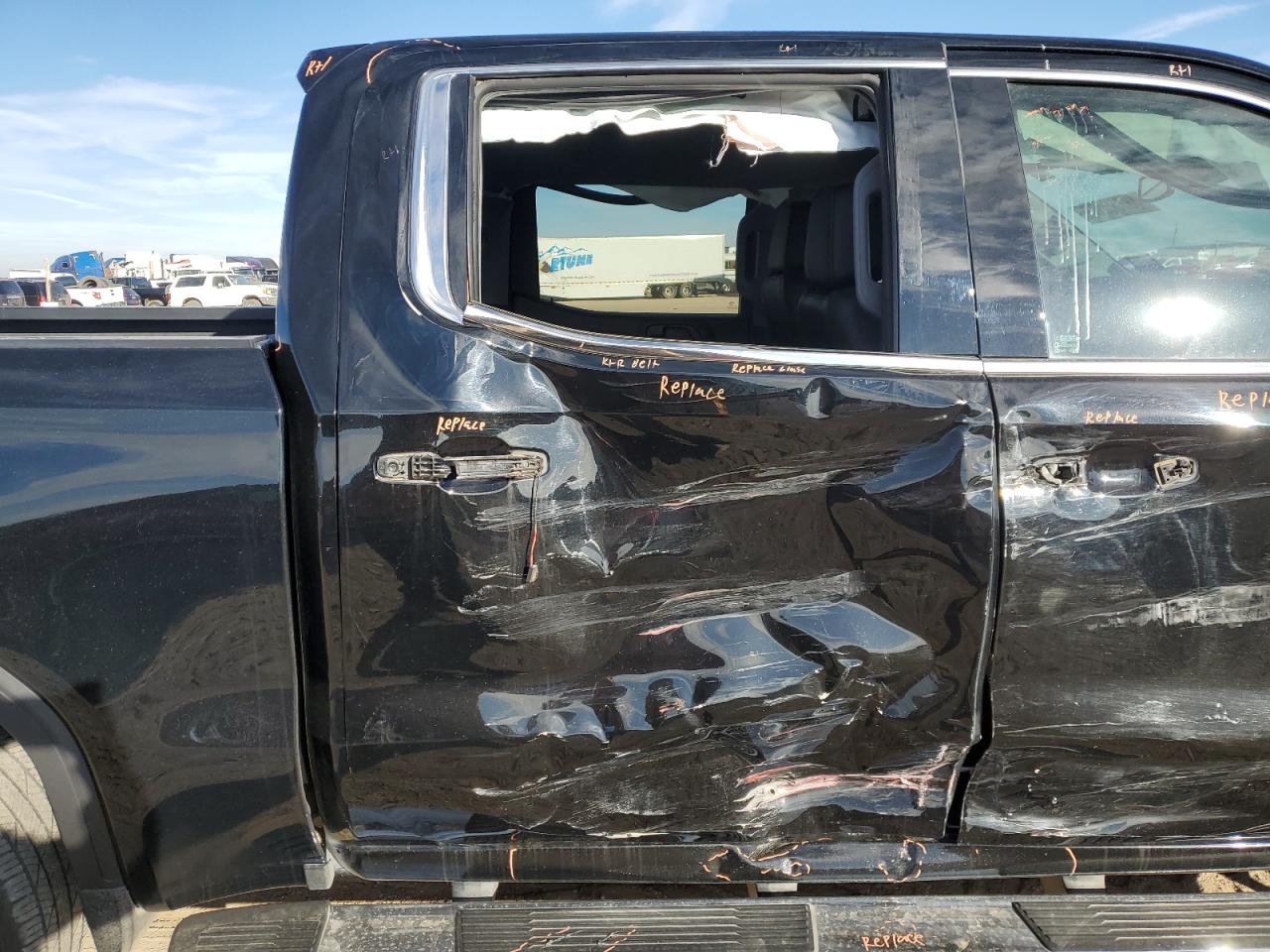 2019 GMC Sierra - Image 10