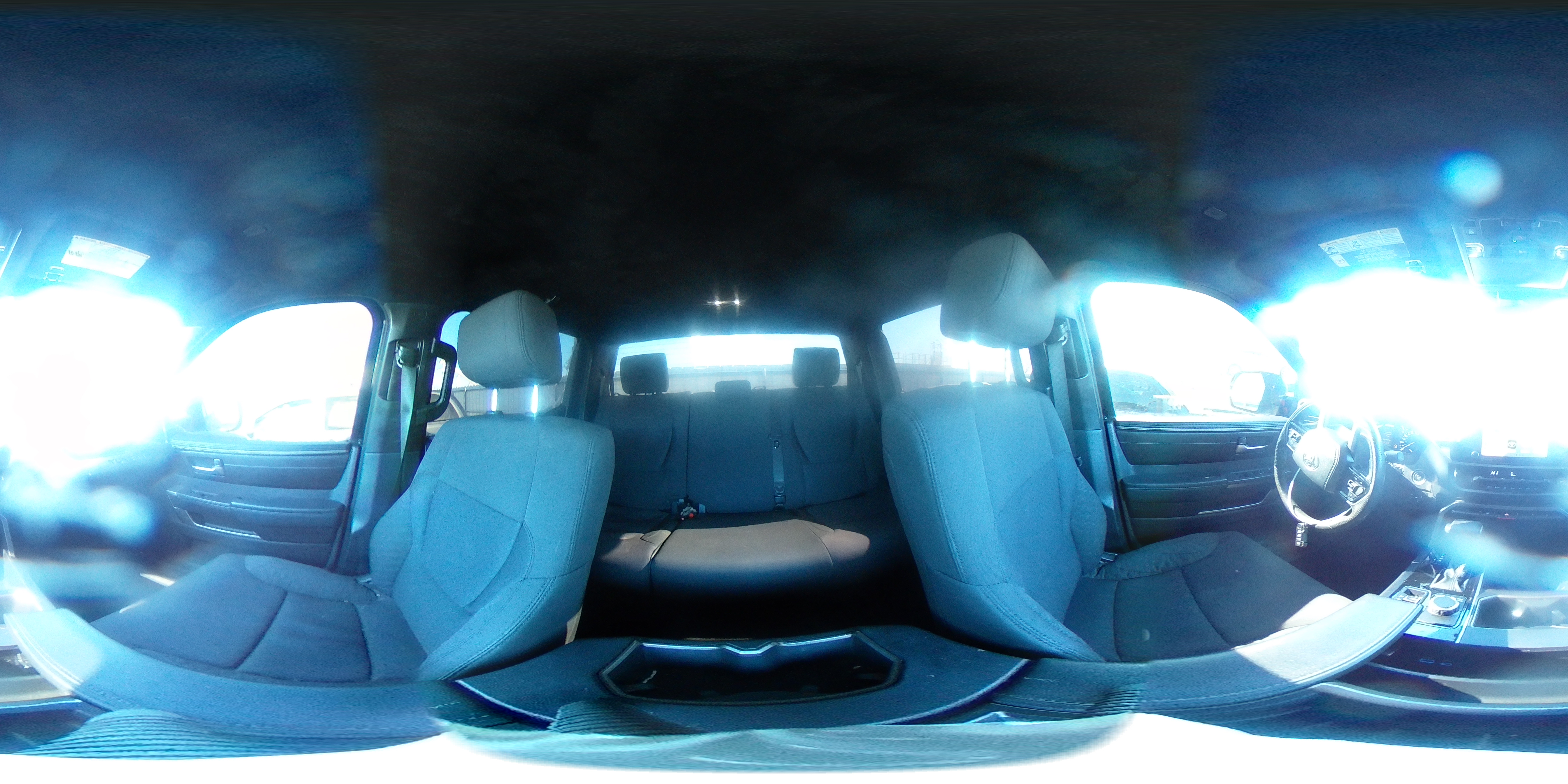 2022 Toyota Tundra - Image 13