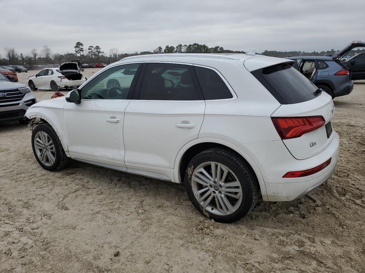 2018 Audi Q5 - Image 2