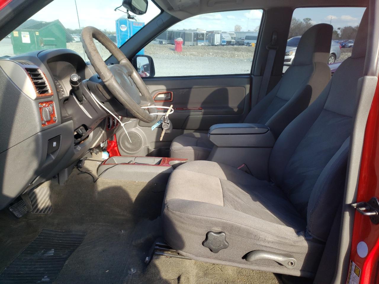 2004 Chevrolet Colorado - Image 7