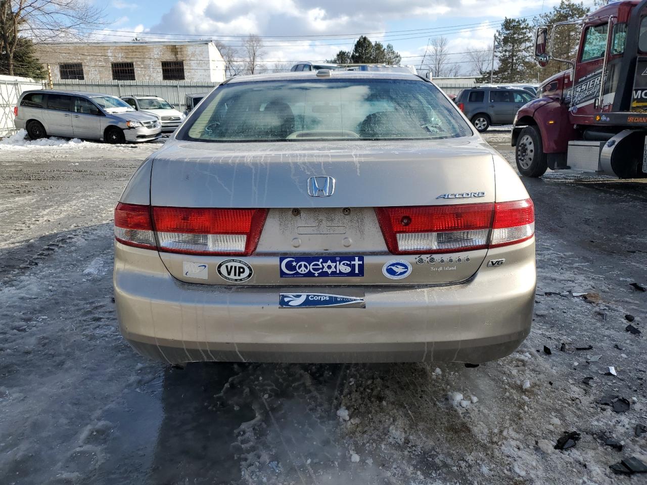 2004 Honda Accord - Image 6