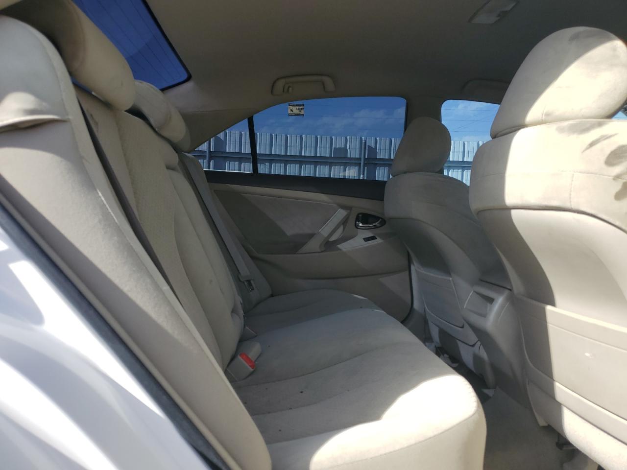 2007 Toyota Camry - Image 10