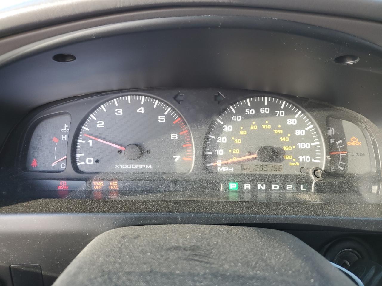 2002 Toyota 4Runner - Image 9