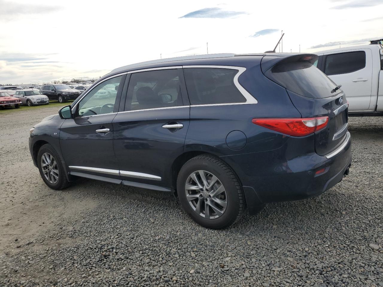 2015 Infiniti QX60 - Image 2