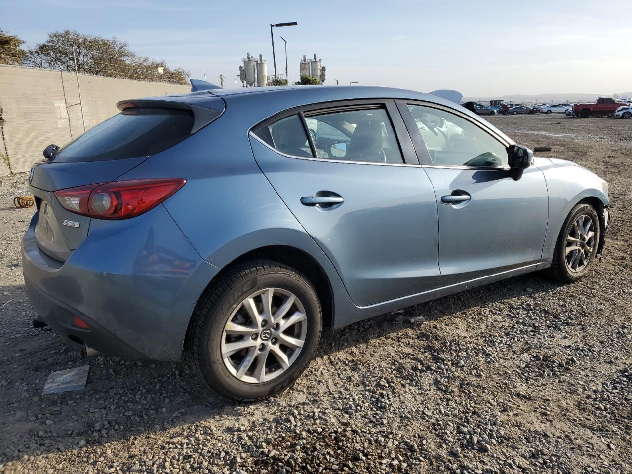 2016 Mazda 3 - Image 3