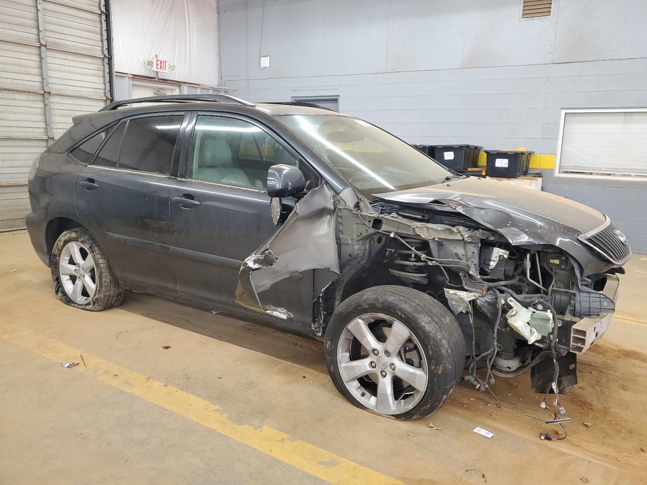 2004 Lexus RX - Image 4