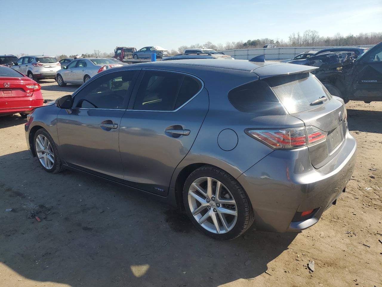 2015 Lexus CT - Image 2