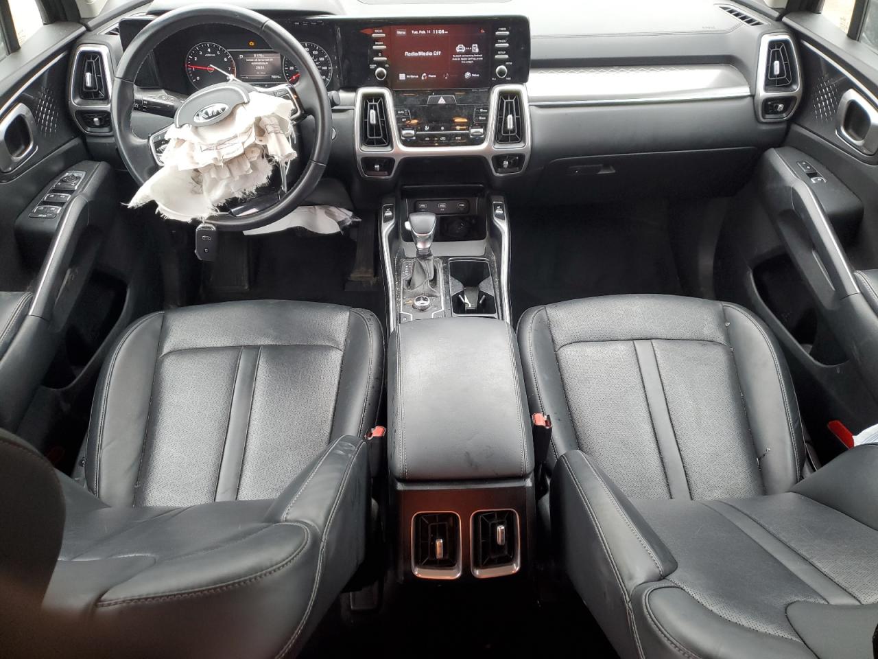 2021 Kia Sorento - Image 8