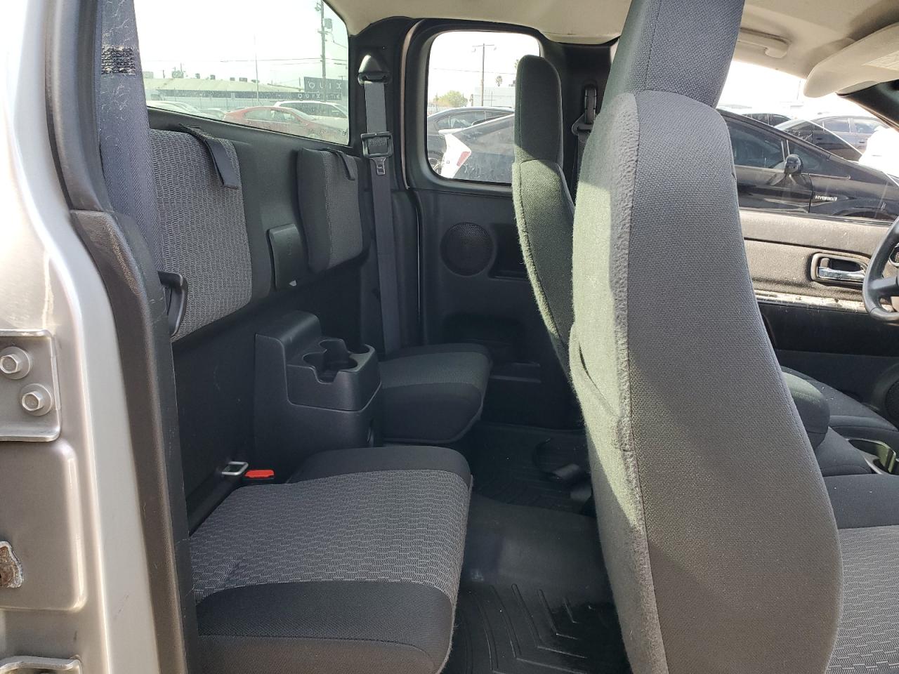 2008 GMC Canyon - Image 10