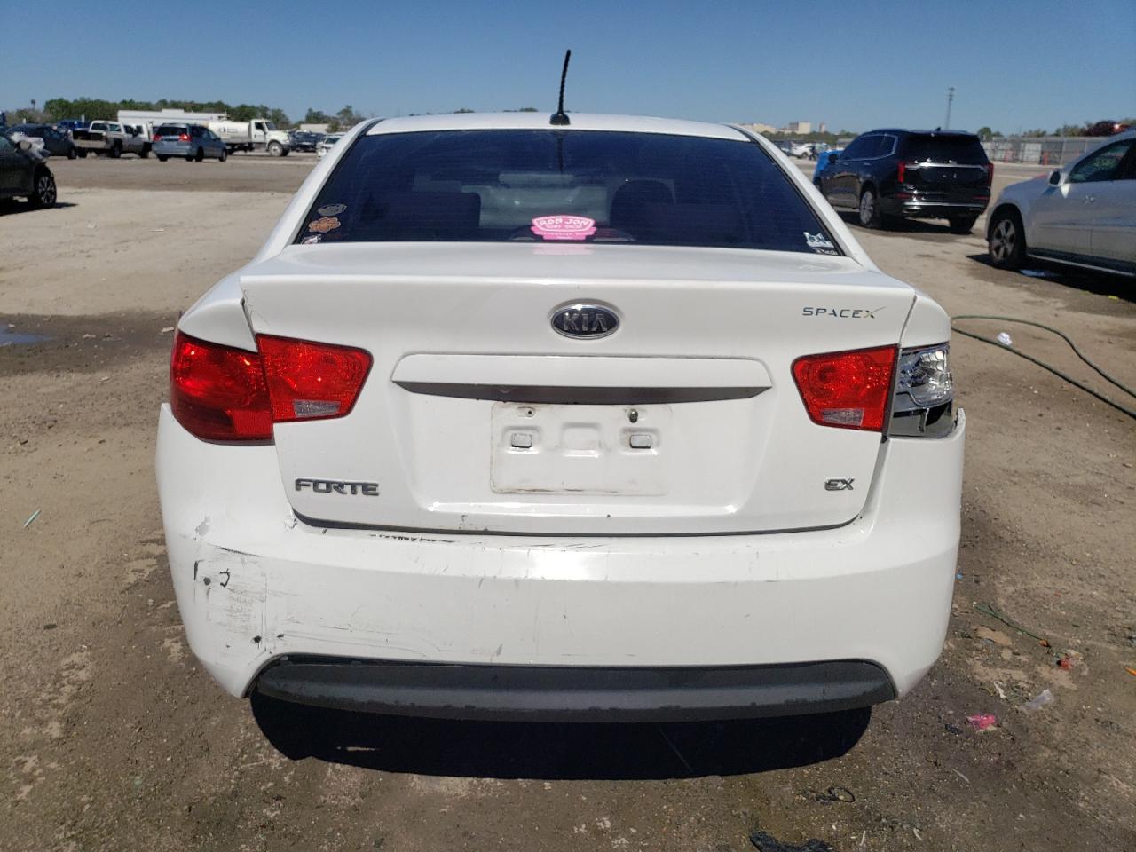 2010 Kia Forte - Image 6