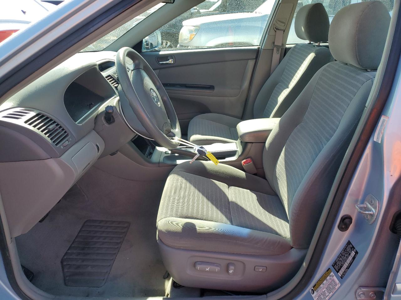 2005 Toyota Camry - Image 7
