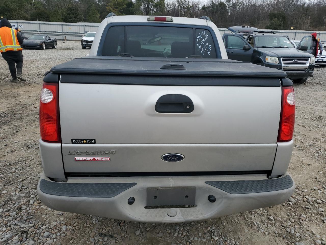 2002 Ford Explorer - Image 6