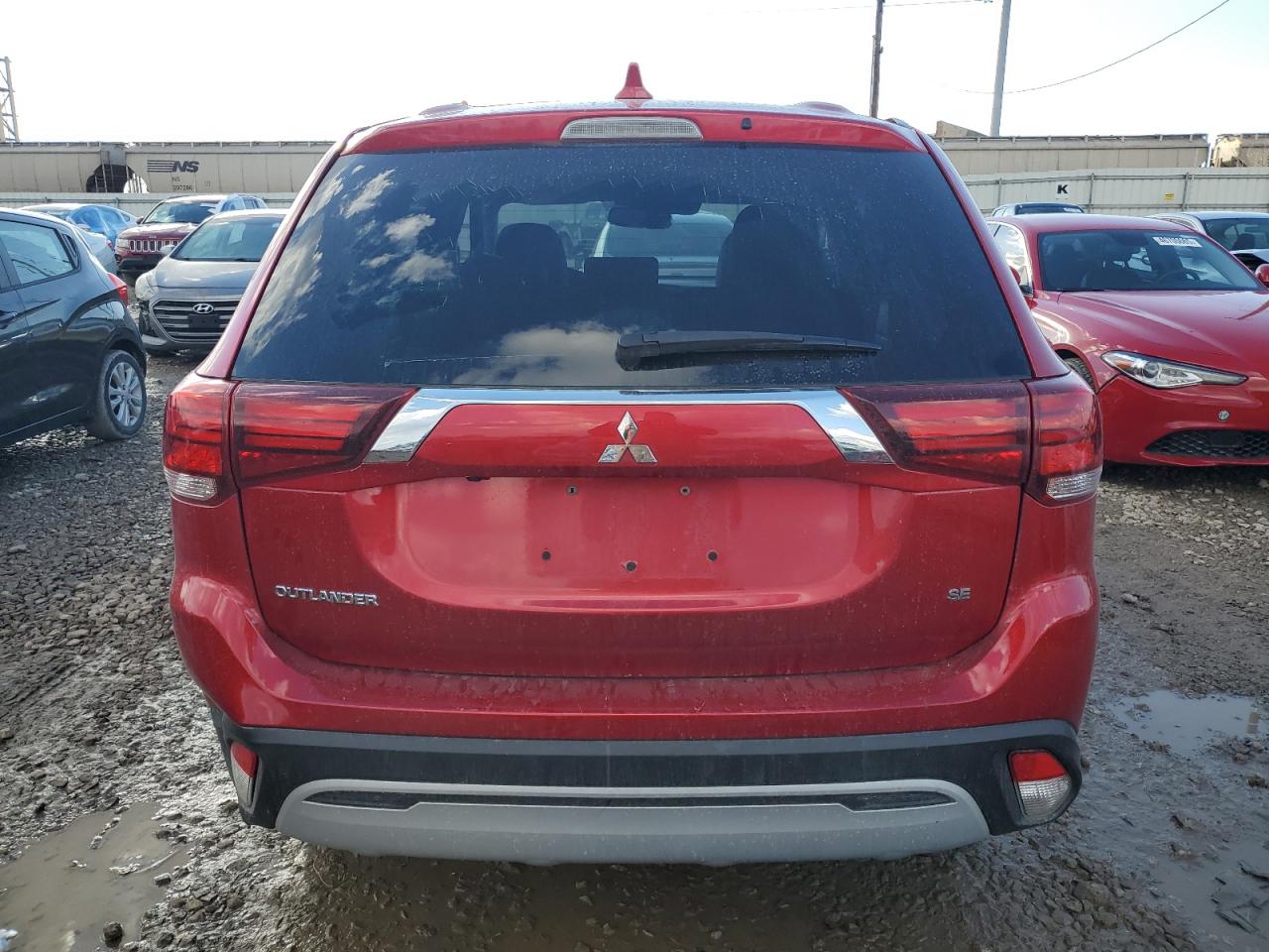2020 Mitsubishi Outlander - Image 6