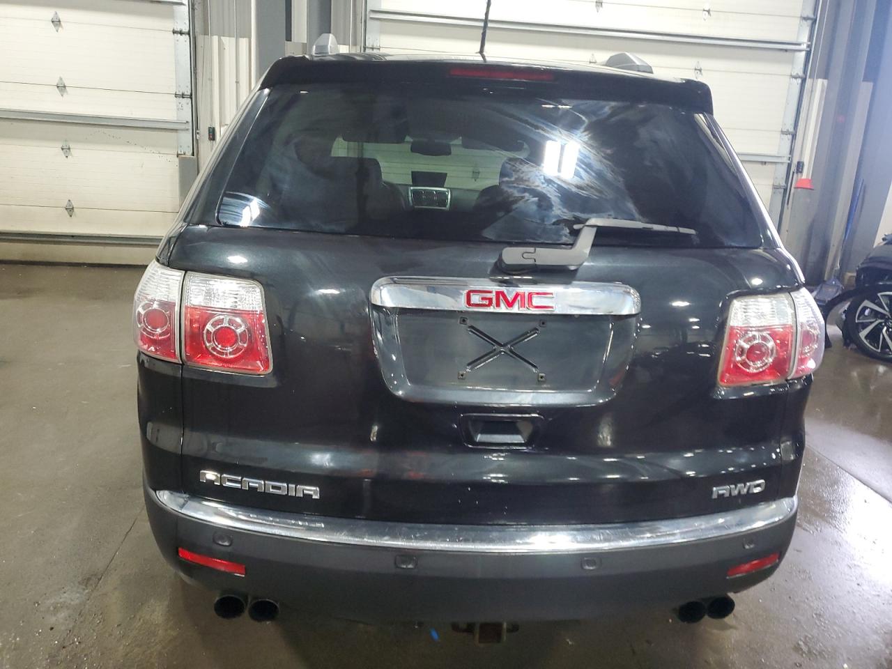 2010 GMC Acadia - Image 6
