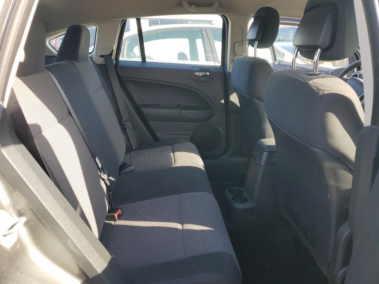 2011 Dodge Caliber - Image 11