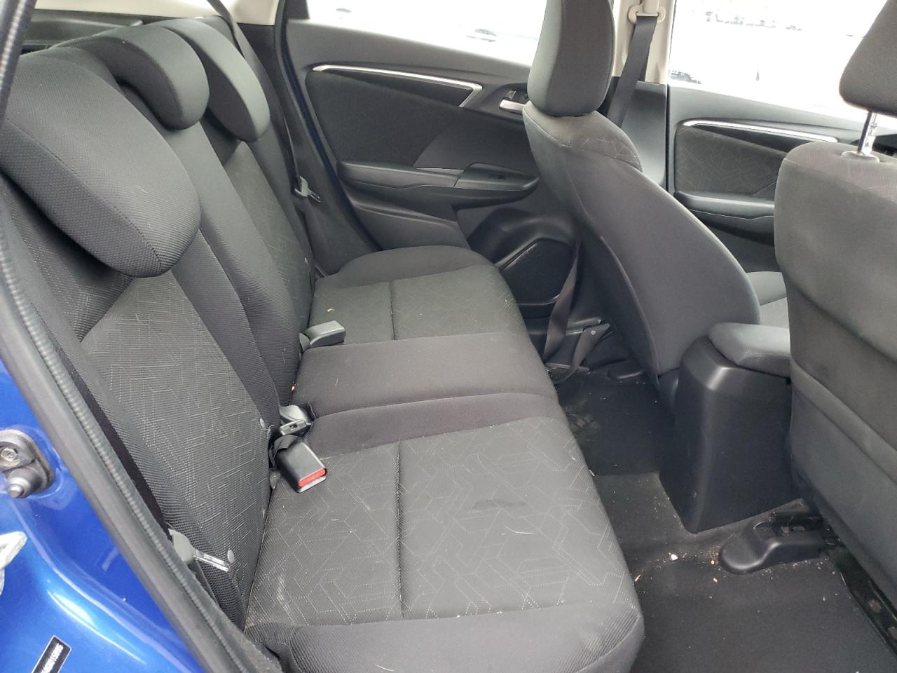 2016 Honda Fit - Image 10