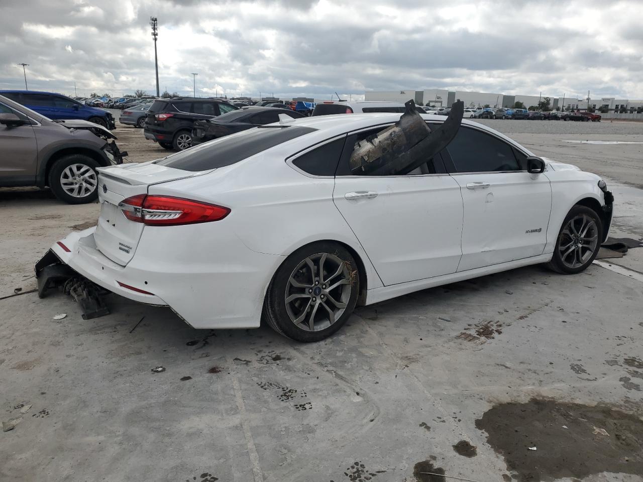 3FA6P0RU4KR155929 FORD FUSION 2019