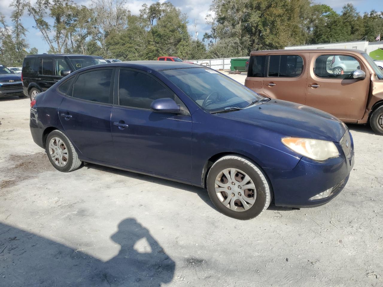 2010 Hyundai Elantra - Image 4
