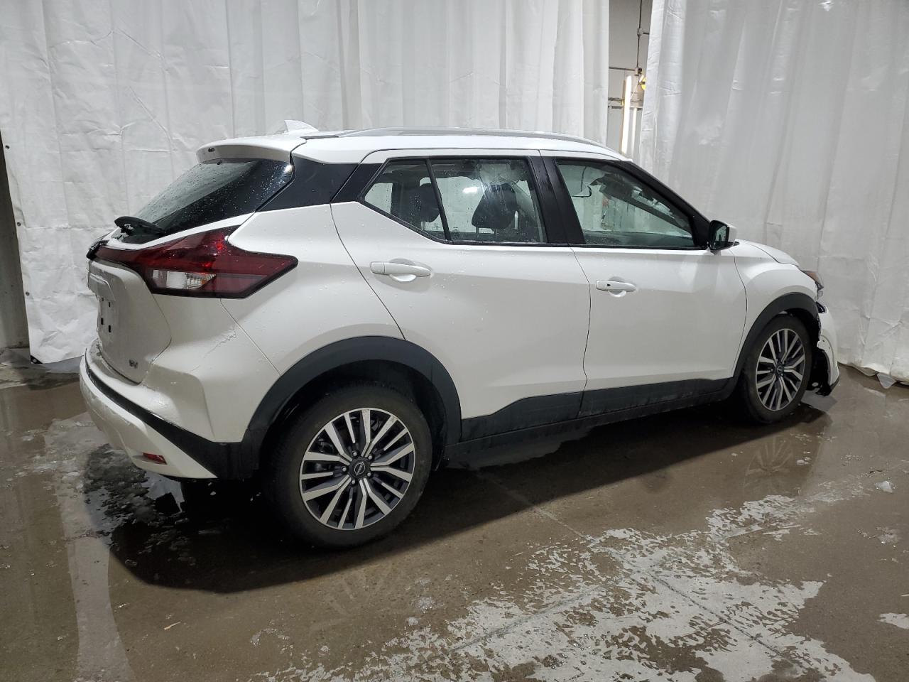 2024 Nissan Kicks - Image 3
