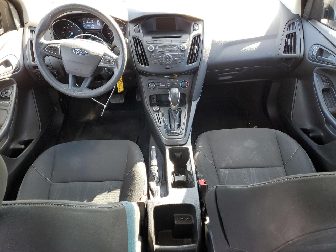 2016 Ford Focus - Image 8