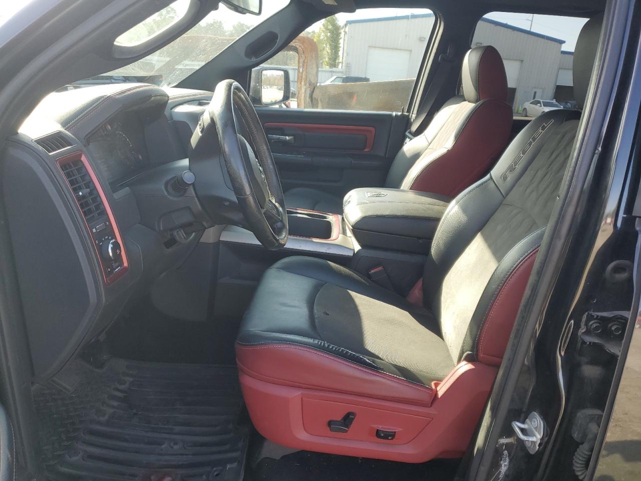 2017 RAM 1500 - Image 7