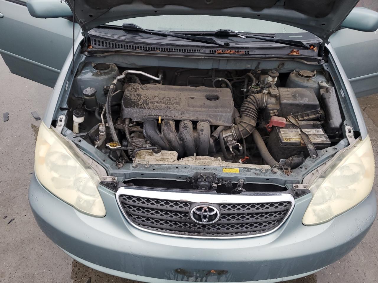 2005 Toyota Corolla - Image 11