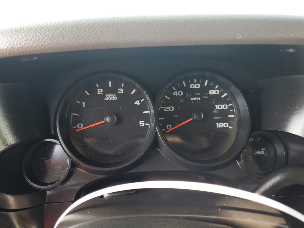 2012 Chevrolet Silverado - Image 9