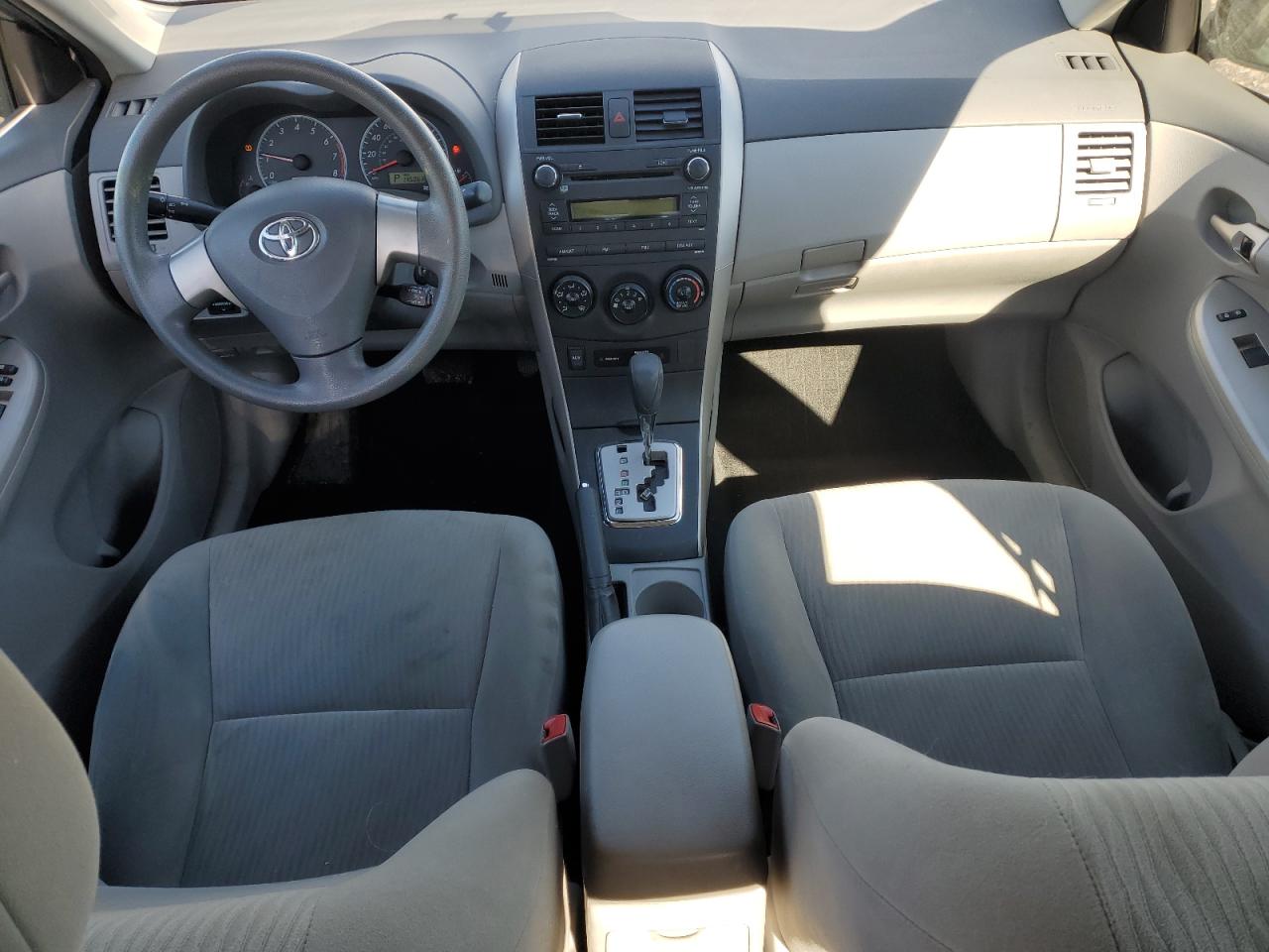 2010 Toyota Corolla - Image 8