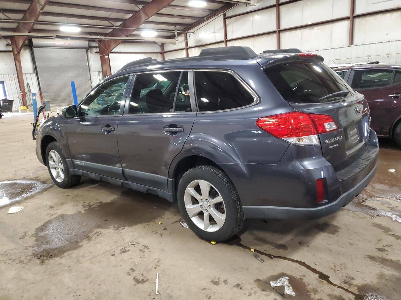 2013 Subaru Outback - Image 2