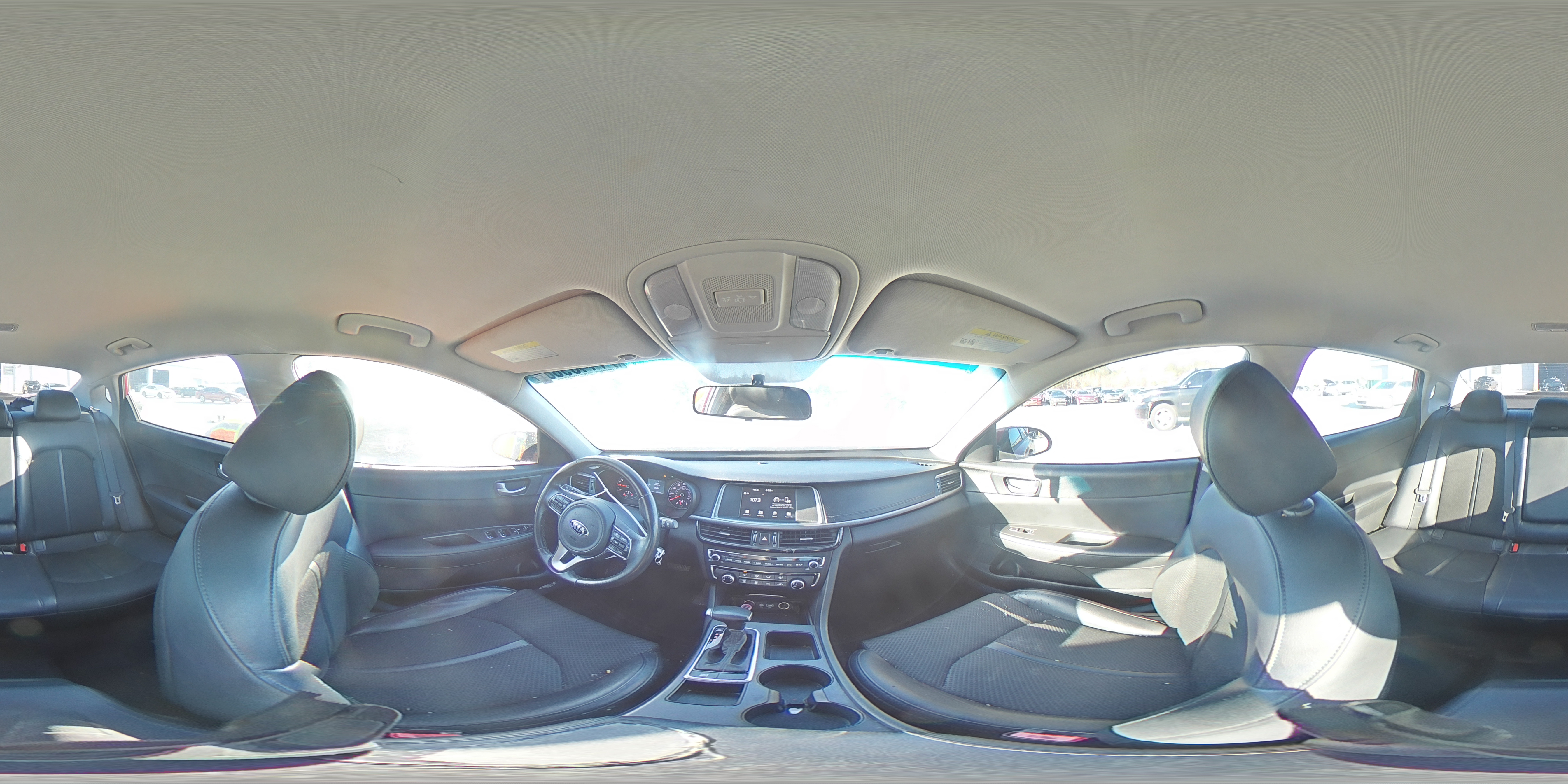 2018 Kia Optima - Image 13