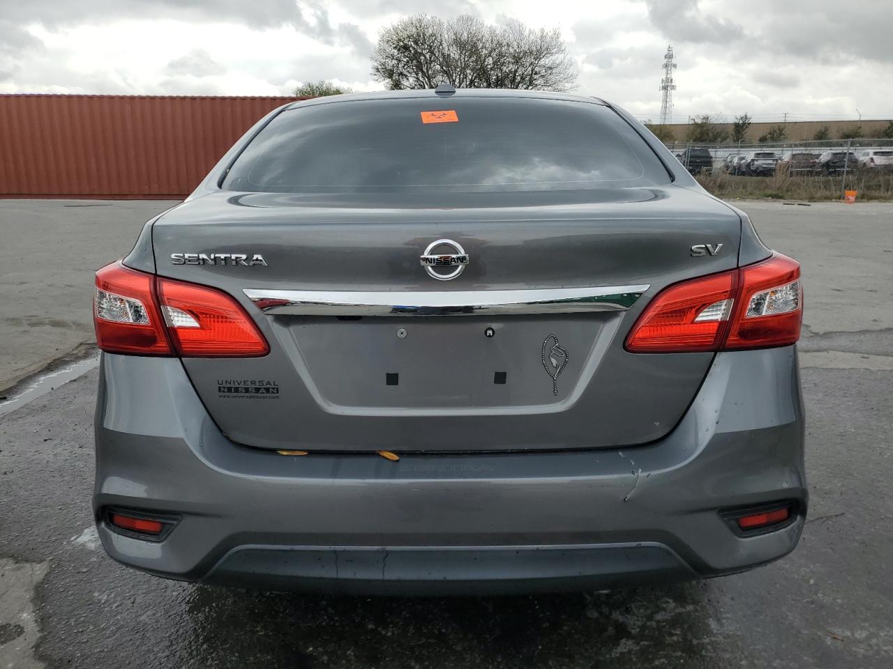3N1AB7AP6JY215217 NISSAN SENTRA 2018