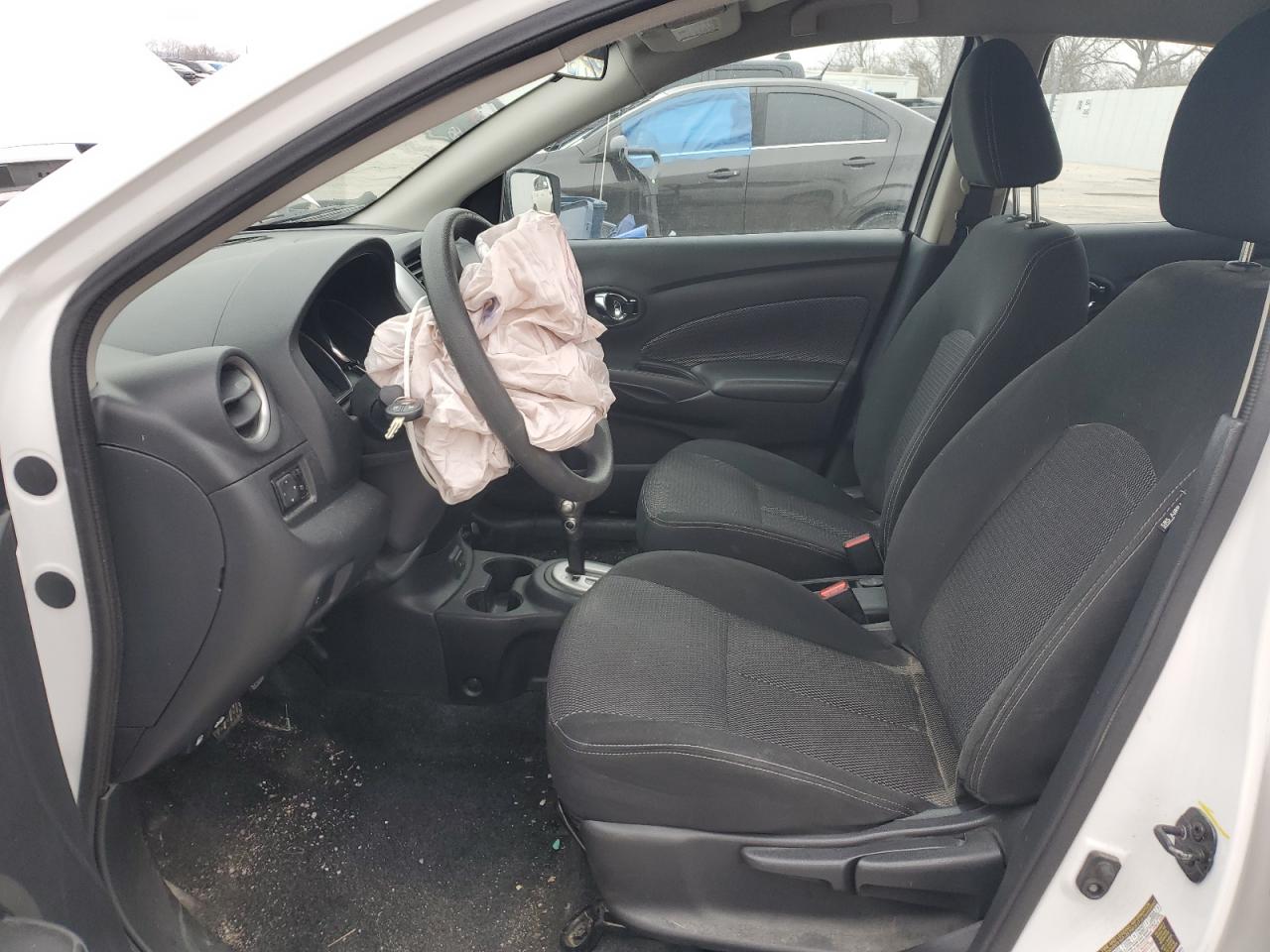 3N1CN7AP7HK458578 NISSAN VERSA 2017