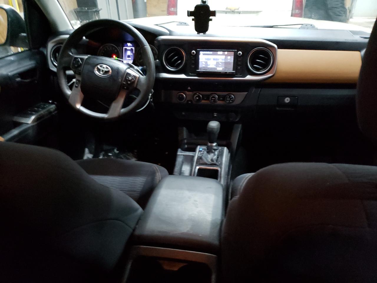 2016 Toyota Tacoma - Image 8