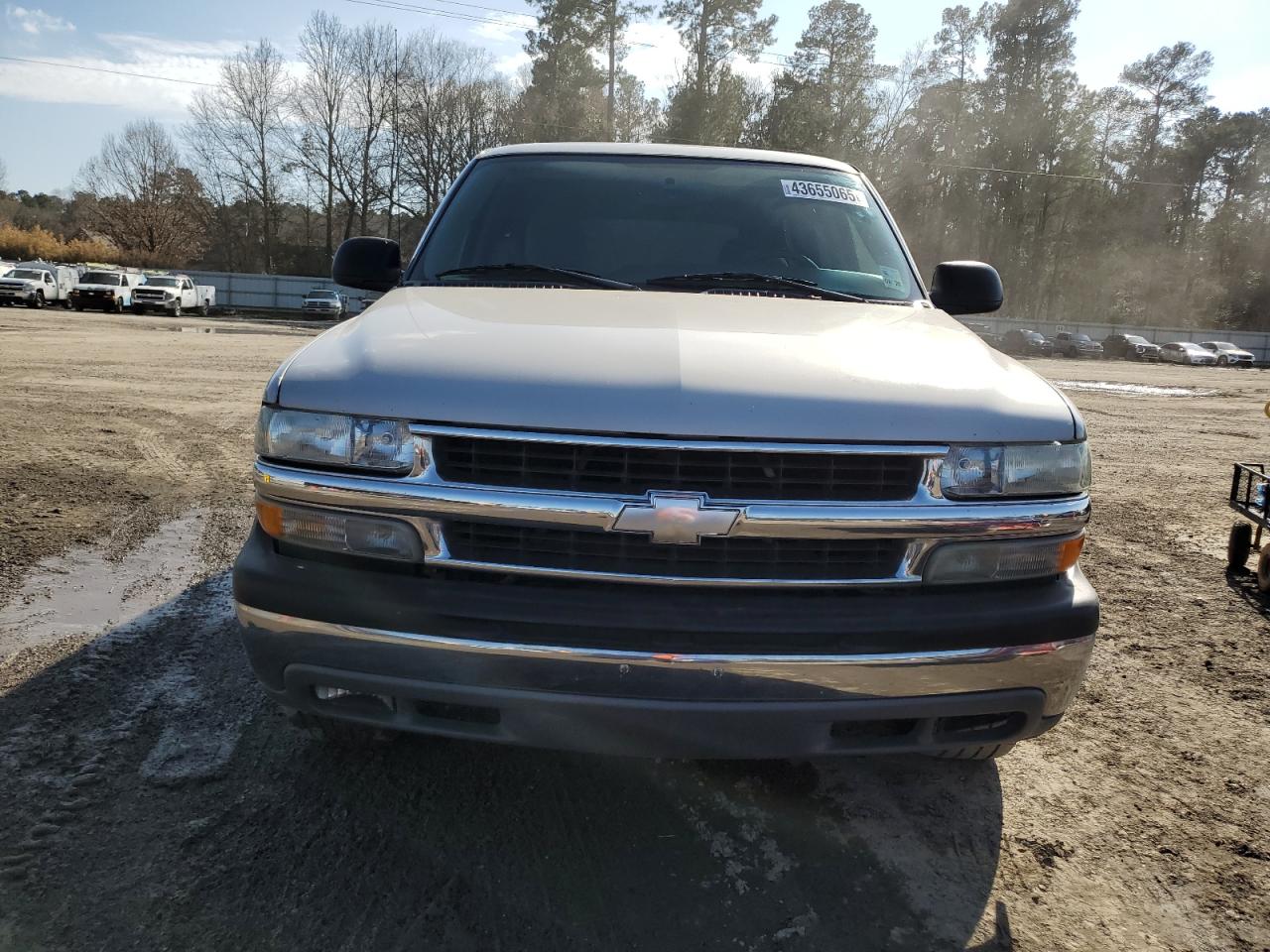 2004 Chevrolet Tahoe - Image 5