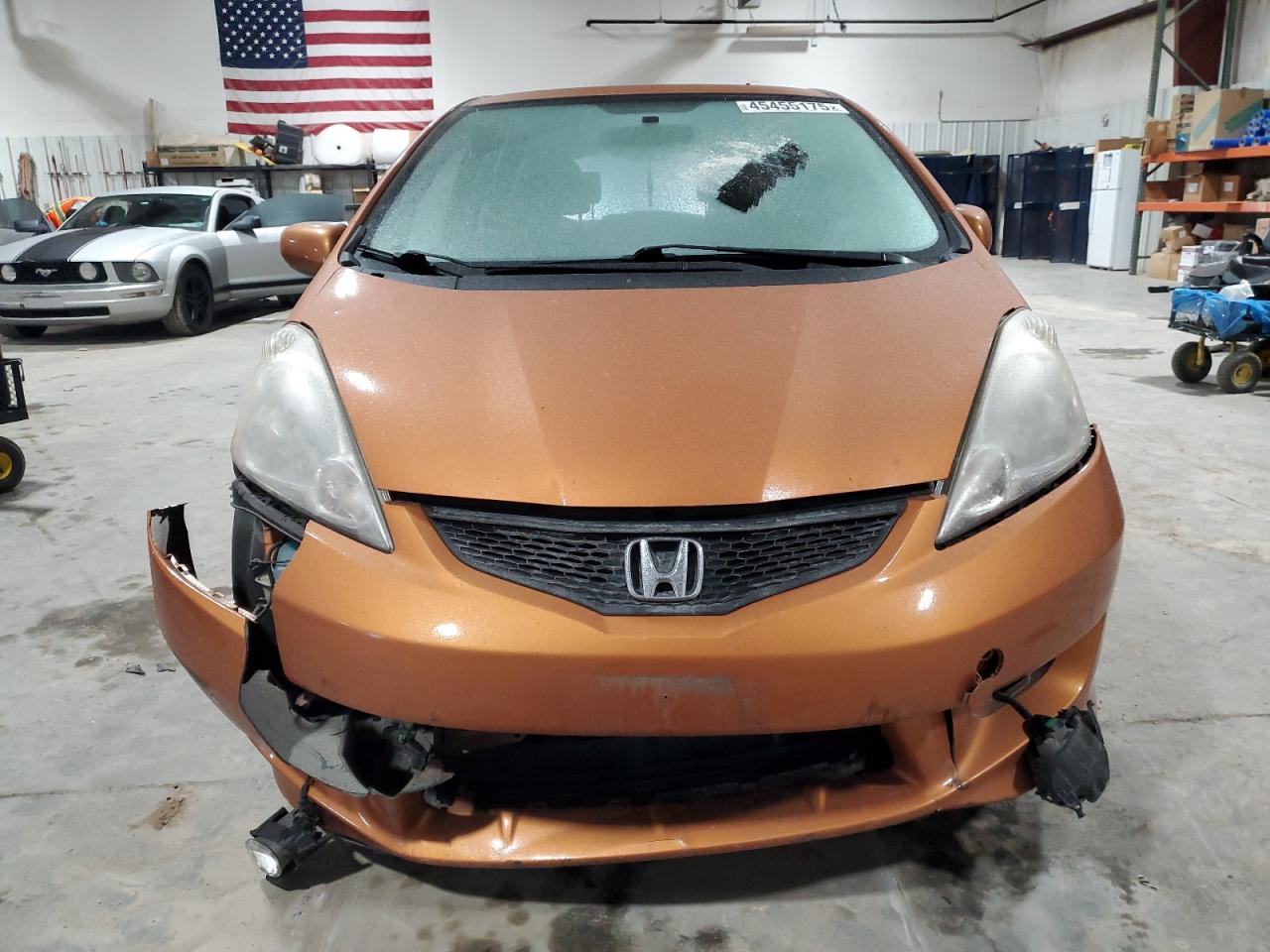 2010 Honda Fit - Image 5