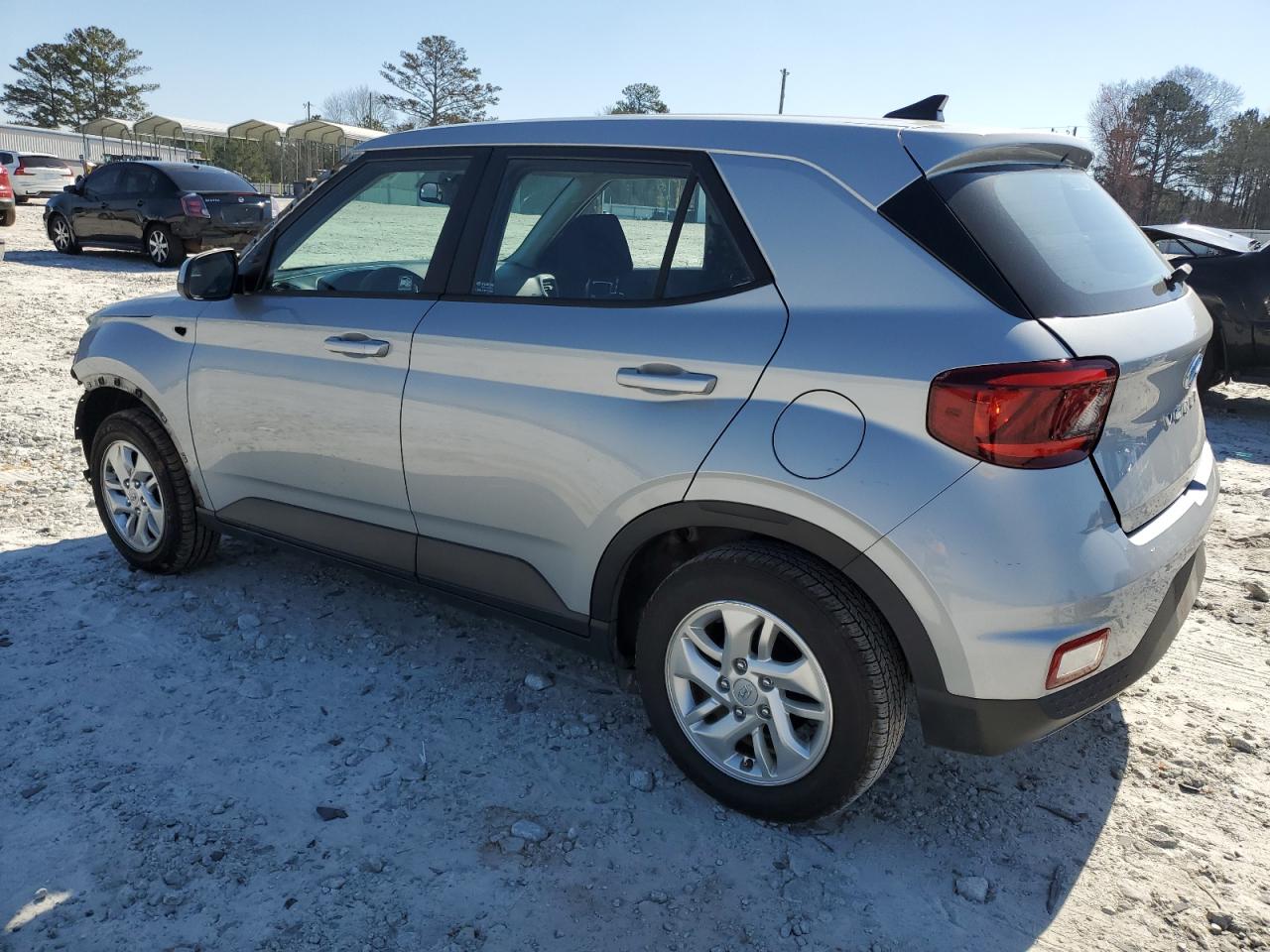 2021 Hyundai Venue - Image 2