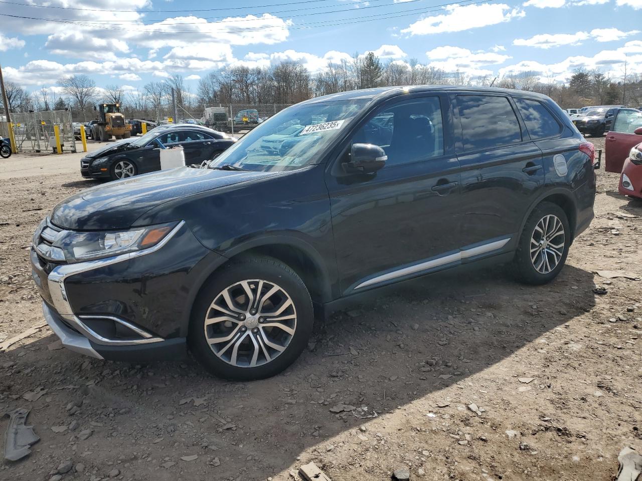 2016 Mitsubishi Outlander - Image 1