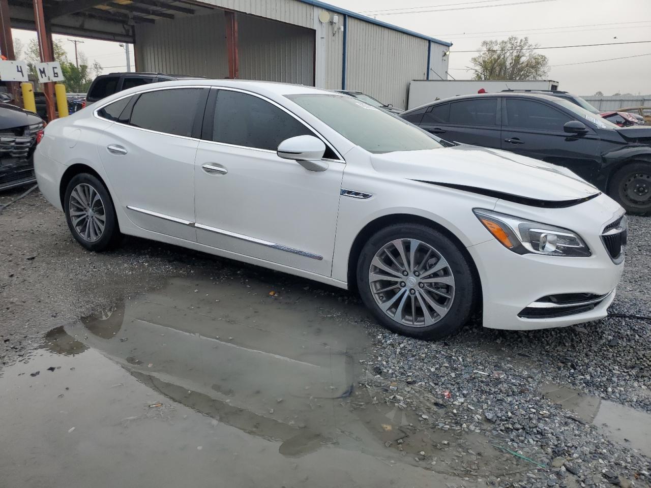 2018 Buick LaCrosse - Image 4