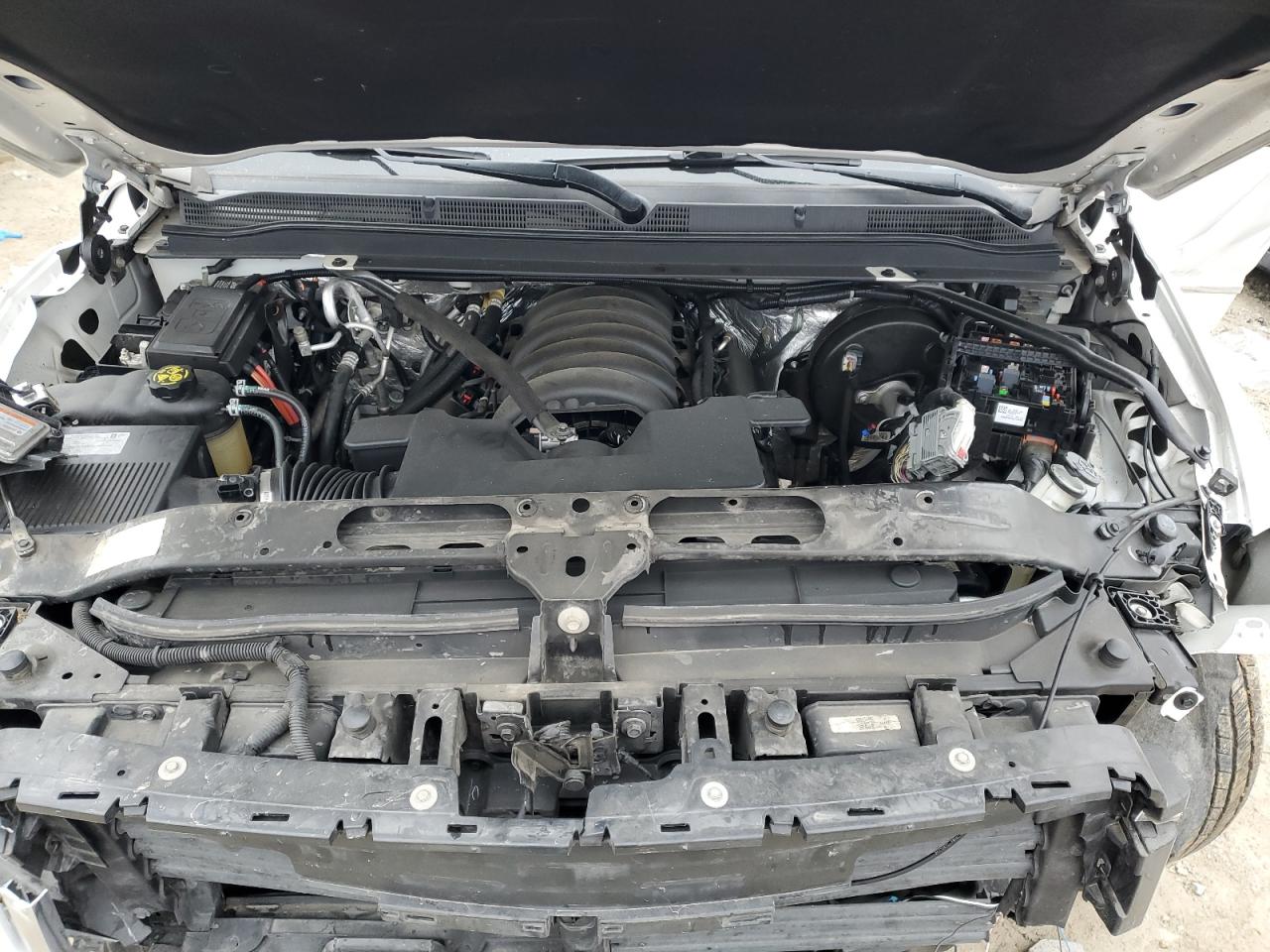 2018 GMC Yukon - Image 12