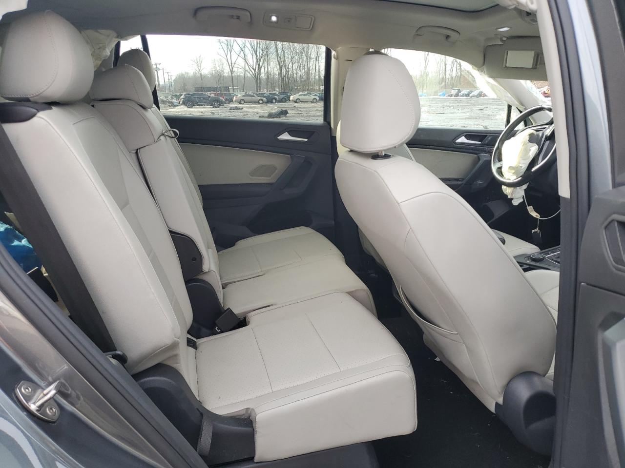 2019 Volkswagen Tiguan - Image 11