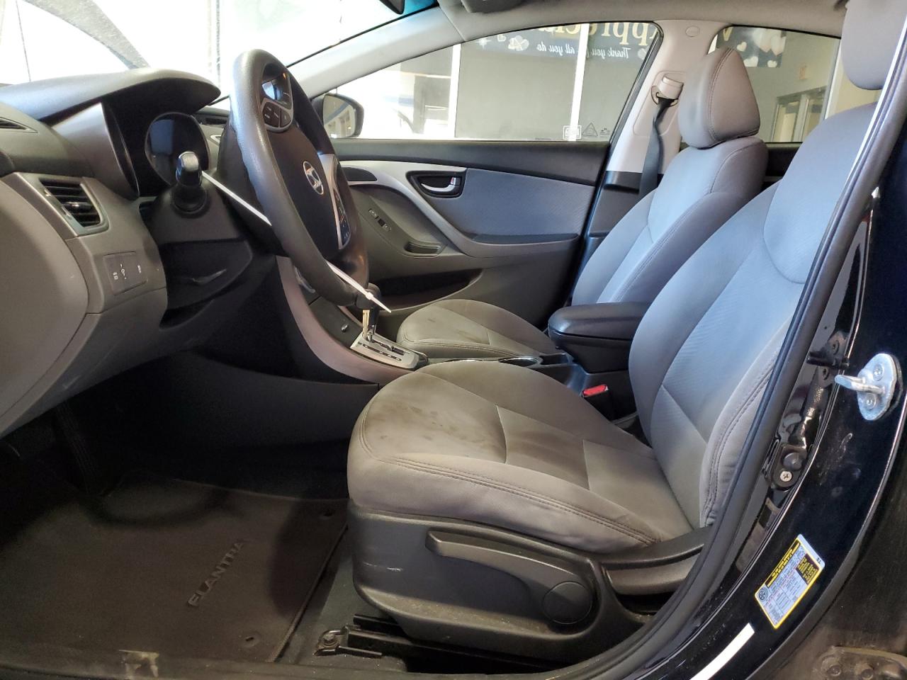 2012 Hyundai Elantra - Image 7