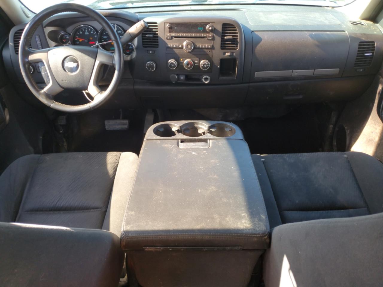 2009 Chevrolet Silverado - Image 8