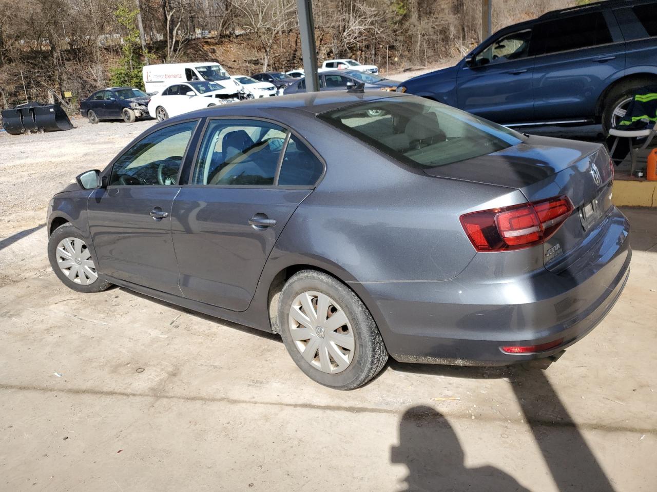2016 Volkswagen Jetta - Image 2