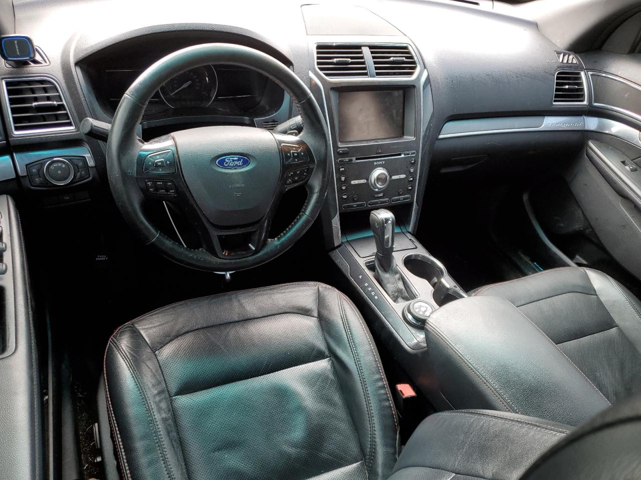 2016 Ford Explorer - Image 8