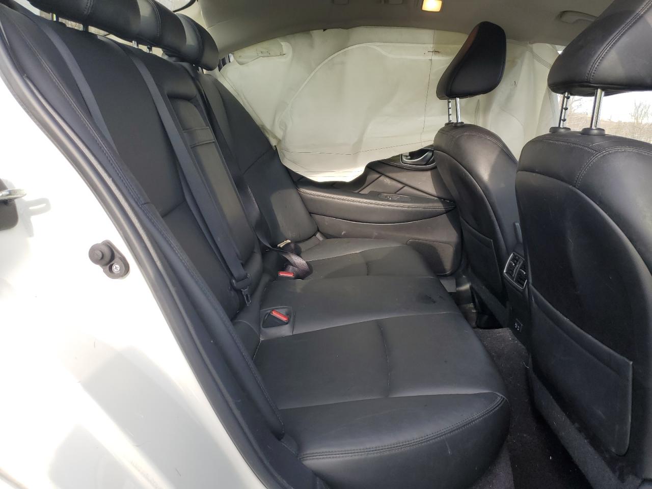 2021 Infiniti Q50 - Image 11