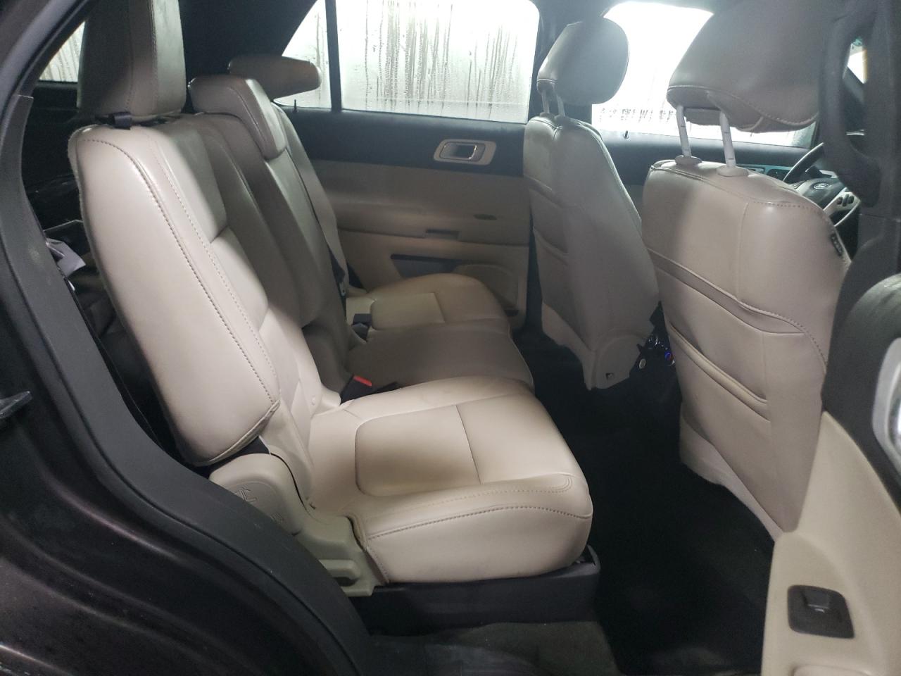 2013 Ford Explorer - Image 11