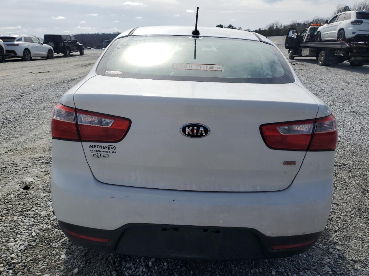 2015 Kia Rio - Image 6