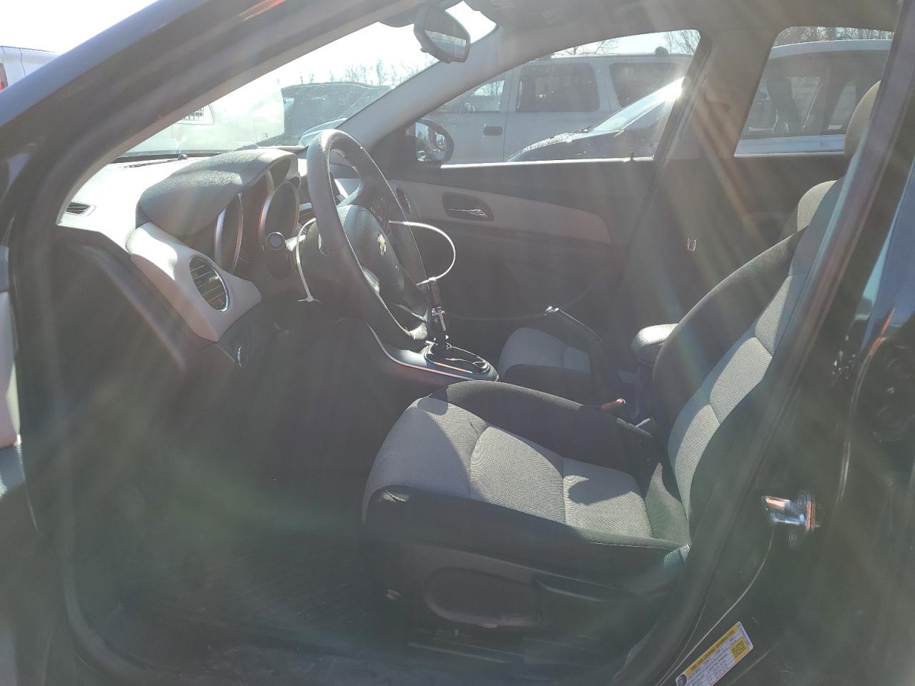 2015 Chevrolet Cruze - Image 7
