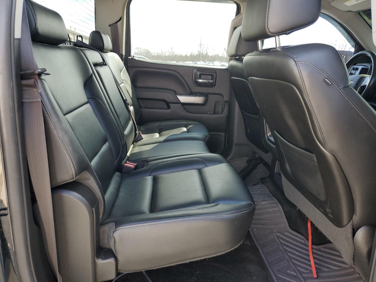 2014 Chevrolet Silverado - Image 10